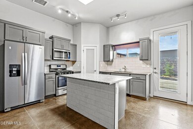 14808 Harry Flournoy Ave, El Paso, TX 79938 - photo 5