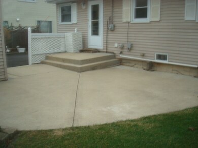 2612 Flicker Ln, Rolling Meadows, IL 60008 - photo 2