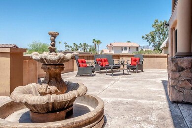 Impressive Front Courtyard