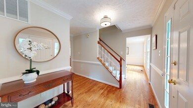 12028 Lake Newport Rd, Reston, VA 20194 - photo 4