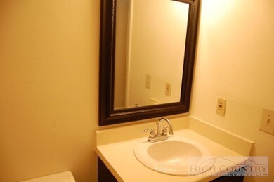 521 Meadowview Dr, Boone, NC 28607 - photo 4