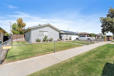 4571 E Fountain Way, Fresno, CA 93726 - photo 2