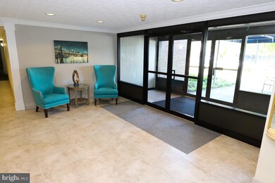 Rydal East-West unit 403, Jenkintown, PA 19046 - photo 3