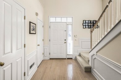 101 Willow Brook Dr, Wayland, MA 01778 - photo 3