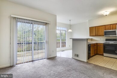 4150 Ashmere Cir, Dumfries, VA 22025 - photo 4