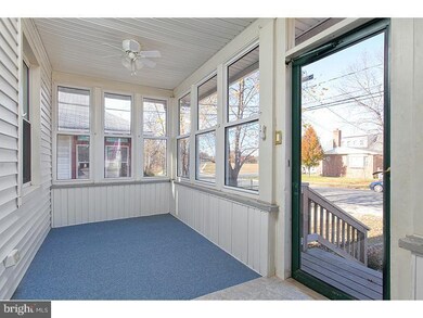 320 Highland Blvd, Gloucester City, NJ 08030 - photo 2