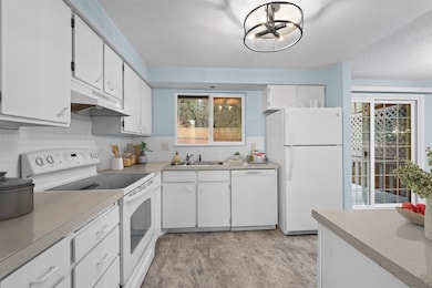 3908 E 12th Ave, Spokane, WA 99202 - photo 4