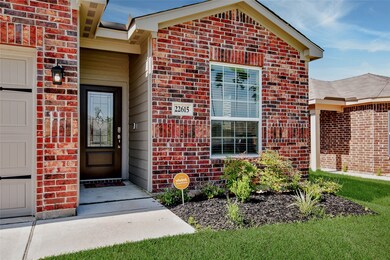 22615 Steel Blue Jaybird Dr, Hockley, TX 77447 - photo 2