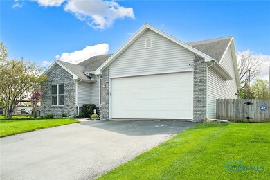 2154 Lisa Ln, Toledo, OH 43611 - photo 2