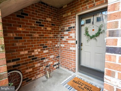 3842B Steppes Ct, Falls Church, VA 22041 - photo 2