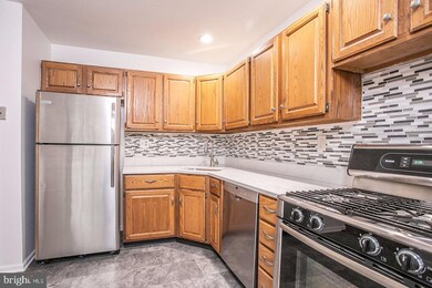 2102 Yorktown S, Norristown, PA 19403 - photo 7