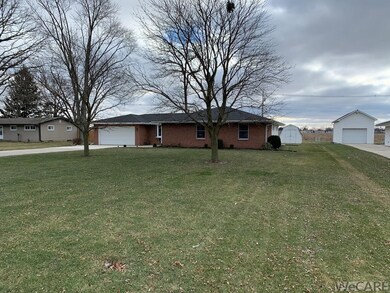 401 Woodlawn Dr, Wapakoneta, OH 45895 - photo 5