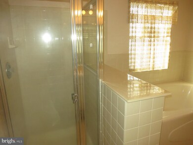 249 Amethyst Way, Franklin Park, NJ 08823 - photo 7