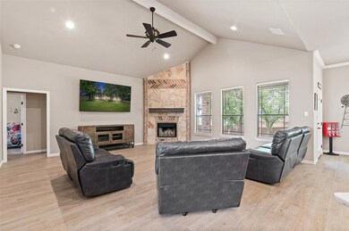 101 Wayward Wind Ln, Springtown, TX 76082 - photo 6