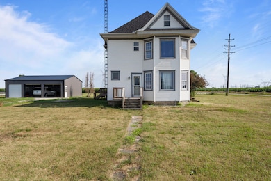 14373 N 1700 Rd E, Pontiac, IL 61764 - photo 2