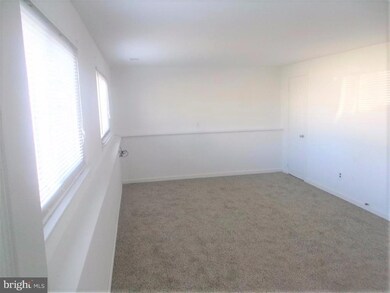 237 University Ave, Pemberton, NJ 08068 - photo 6