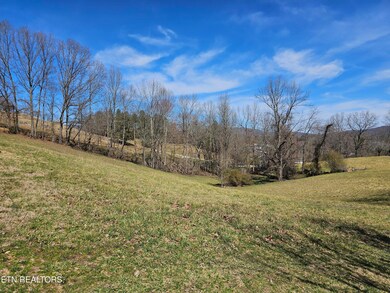 516 S 34th St, Middlesboro, KY 40965 - photo 7