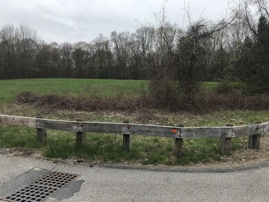 1 Yew St, Douglas, MA 01516 - photo 3