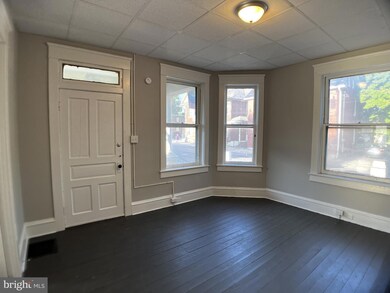 315 S 2nd St unit 1, Chambersburg, PA 17201 - photo 2