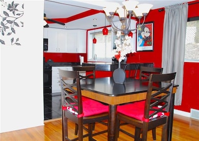 Dining Room Open to Kitchen