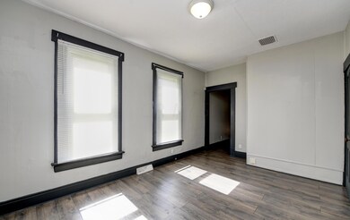 Dining Room (2)