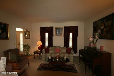 2300 Loretta Ct, Accokeek, MD 20607 - photo 4