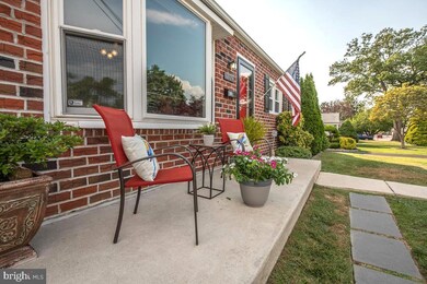 209 Springfield Ave, Folsom, PA 19033 - photo 2