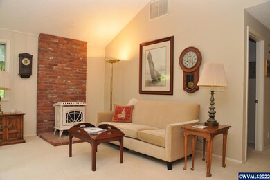 8883 Ranay Dr SE, Salem, OR 97317 - photo 7