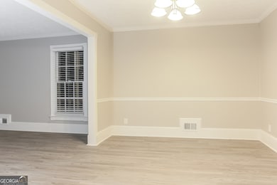 5132 Clearwater Dr, Stone Mountain, GA 30087 - photo 4