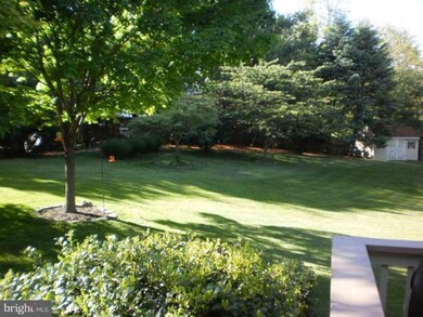 817 Carey Dr, Greencastle, PA 17225 - photo 2