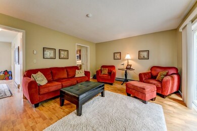 3 Williamsburg Cir unit B, Laconia, NH 03246 - photo 3