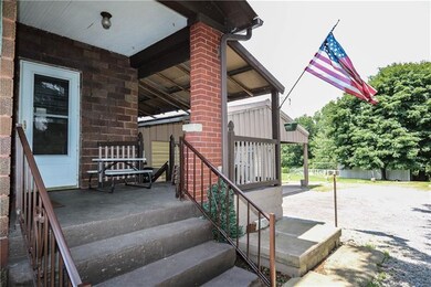 Porch/Entrance