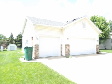 1702 2nd St SW, Austin, MN 55912 - photo 2