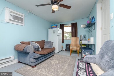 37 Dihedral Dr, Middle River, MD 21220 - photo 2