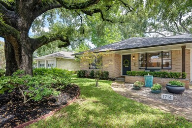 1714 Haverhill Dr, Houston, TX 77008 - photo 2