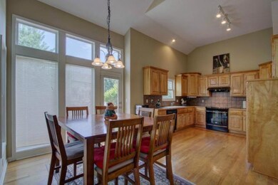 22115 W 70th St, Shawnee, KS 66226 - photo 7