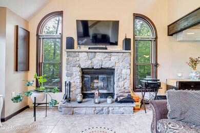 211 Escoll Dr, East Stroudsburg, PA 18301 - photo 7