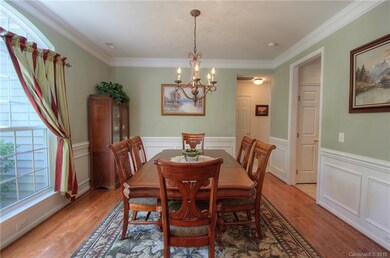 Formal dining room. Hardwood floors, crown molding