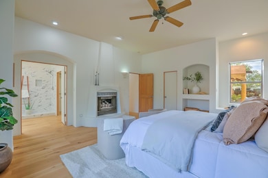 337 Nara Visa Ct NW, Los Ranchos, NM 87107 - photo 6