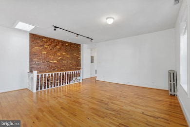732 Tasker St unit 3, Philadelphia, PA 19148 - photo 3