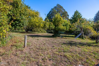 2092 E Alsea Highway, Waldport, OR 97394