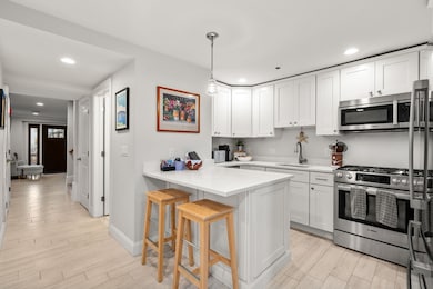 142 Pleasant St unit 12, Winthrop, MA 02152 - photo 6