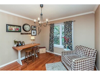 3817 Riverside Dr NE, Cedar Rapids, IA 52411 - photo 4