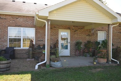915 E 430th Rd, Bolivar, MO 65613 - photo 5