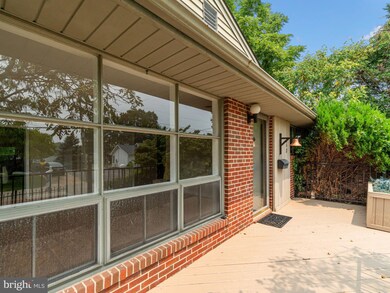 248 Asbury Rd, Pasadena, MD 21122 - photo 2