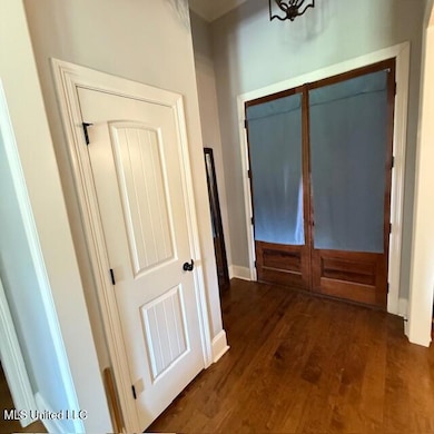 162 Sweetbriar Cir, Canton, MS 39046 - photo 2