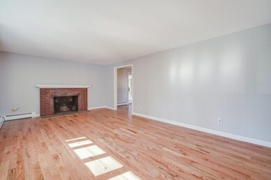 51 Hunters Hill Cir, Amherst, MA 01002 - photo 5