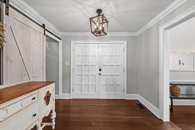 12-P1743323