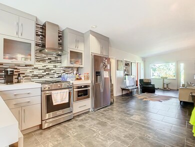 301 N Azure Lane-25