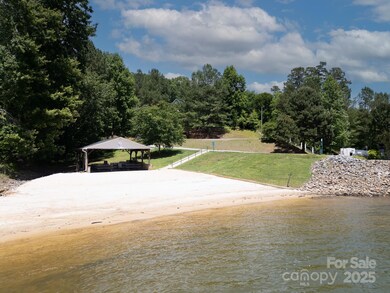 136 Oak Point Ln, Stony Point, NC 28678 - photo 6